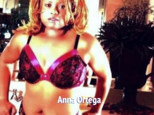Anna_Ortega
