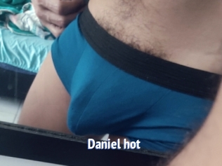 Daniel_hot