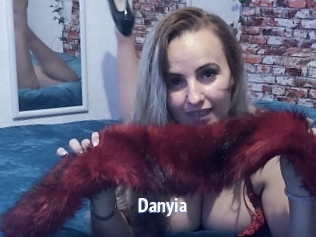 danyia Telefon Kontakte