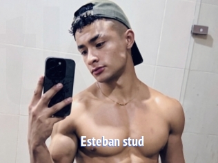 Esteban_stud