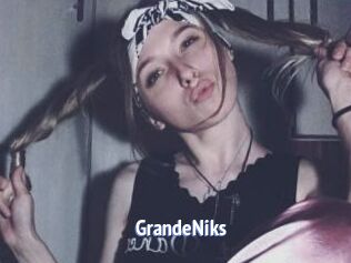 GrandeNiks