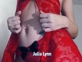 Julia_Lynn
