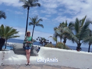 LadyAnais