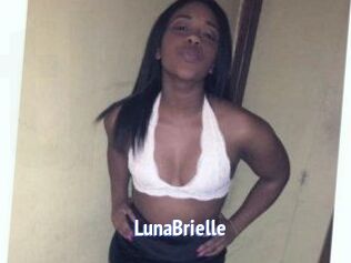 Luna_Brielle