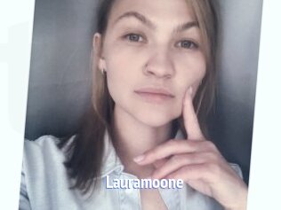 Lauramoone