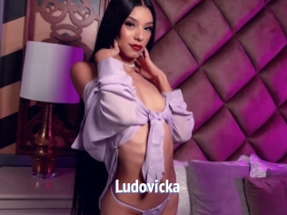 ludovicka Telefon Kontakte