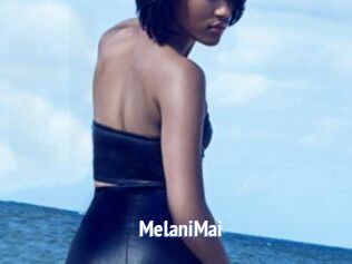 MelaniMai