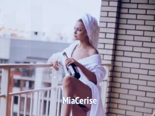 MiaCerise