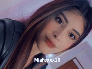 MiaFoxxx18