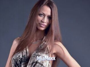 MiaMaxx