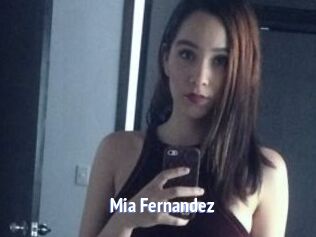 Mia_Fernandez