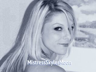MistressSkylerMoon