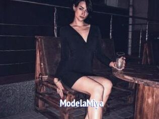 ModelaMiya