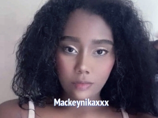 Mackeynikaxxx