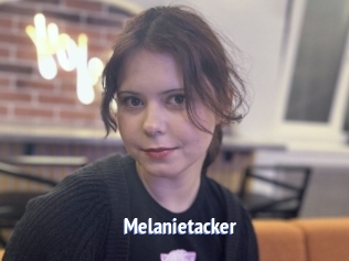 Melanietacker