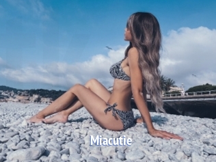 Miacutie