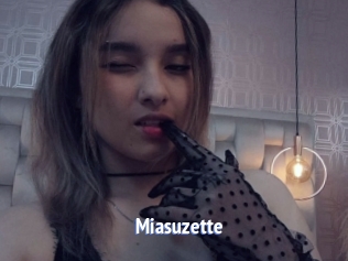 Miasuzette