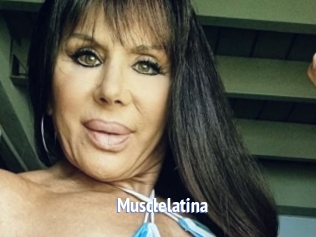 musclelatina Telefon Kontakte