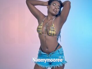 Naomymooree