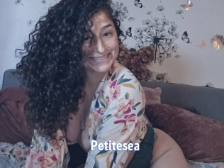 Petitesea