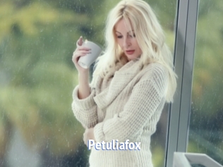 Petuliafox