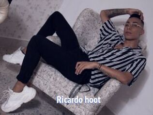 Ricardo_hoot