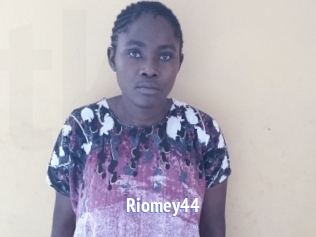 Riomey44
