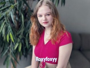 Roxyfoxyy