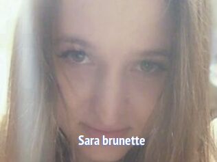 Sara_brunette