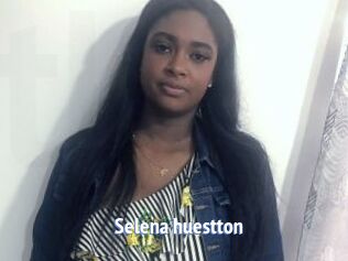 Selena_huestton