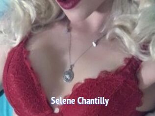 Selene_Chantilly