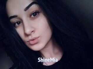 ShineMia