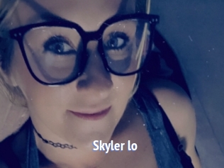 Skyler_lo