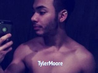 Tyler_Moore