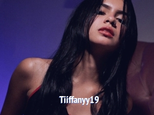 Tiiffanyy19