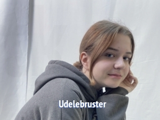 Udelebruster