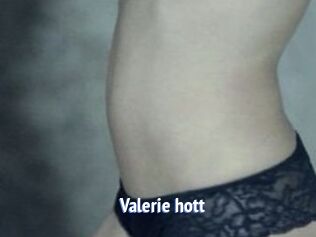 Valerie_hott