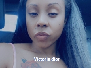 Victoria_dior