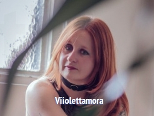 Viiolettamora