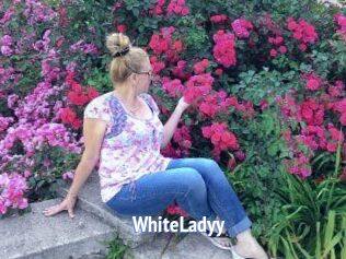 WhiteLadyy