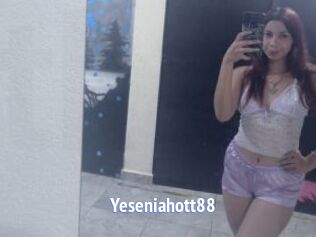 Yeseniahott88