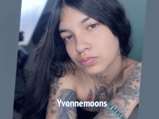 Yvonnemoons
